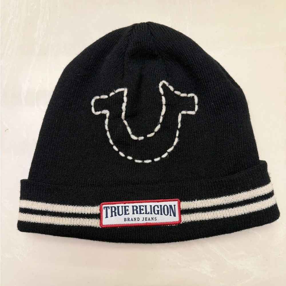 True Religion Beanie - Cuffed Winter Knit Cap with Stitched Yarn Horseshoe Logo